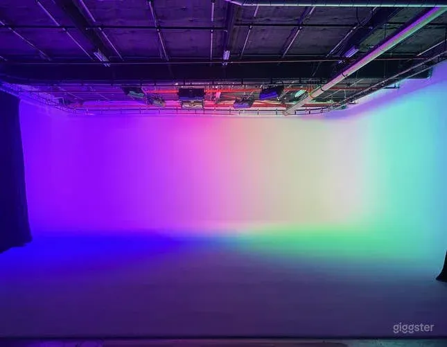 Fény és árnyék — RGB lámpapark
