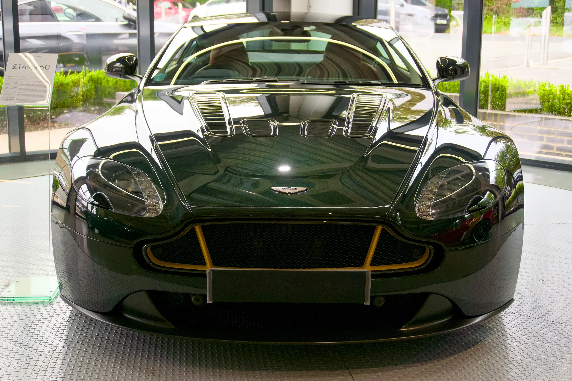 Aston Martin — stúdió fotózás